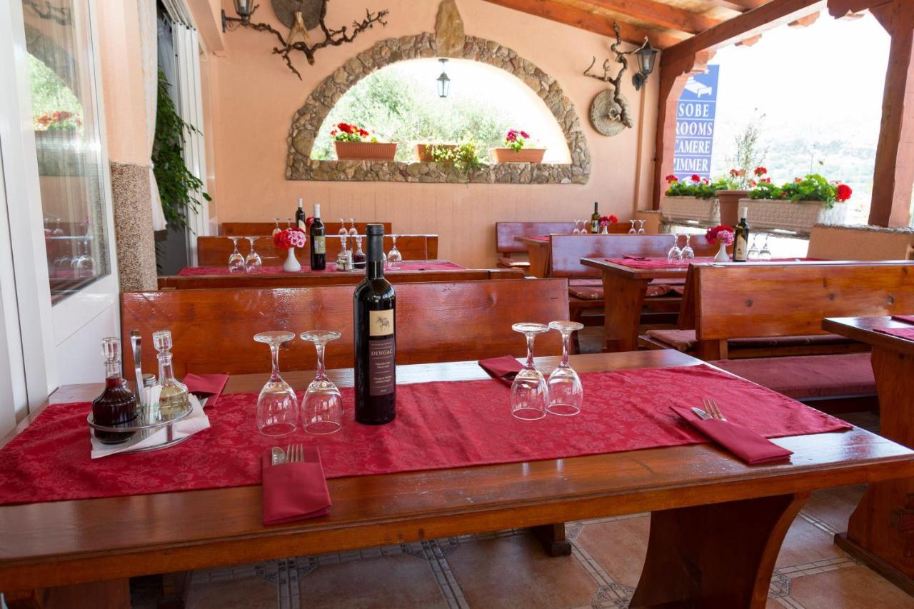 Bed And Breakfast Taverna Miskovic Đảo Pag Ngoại thất bức ảnh